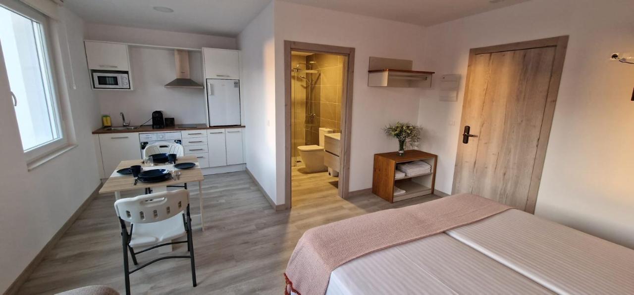 Estudios En Plaza Cabo Da Vila Centro Muxia Εξωτερικό φωτογραφία
