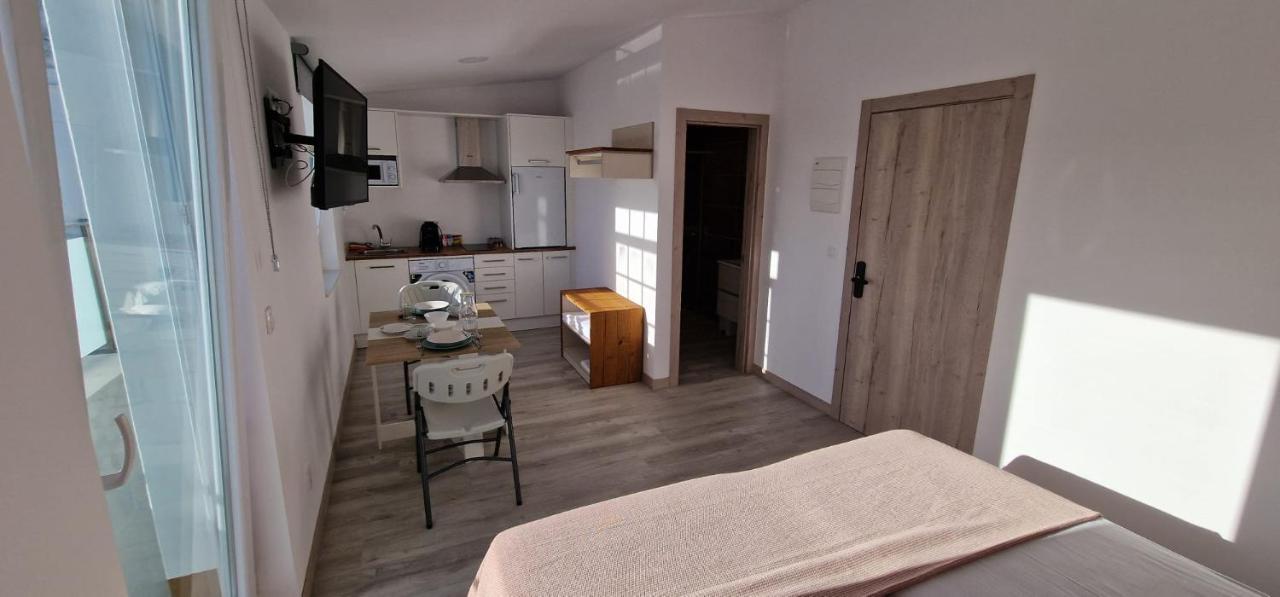 Estudios En Plaza Cabo Da Vila Centro Muxia Εξωτερικό φωτογραφία
